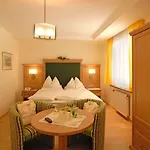 & Fuerberg Ξενοδοχείο 3*