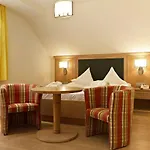 & Fuerberg 3*