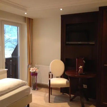& Fuerberg Hotel 3*