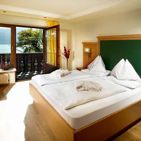 Hotel & Fuerberg 3*