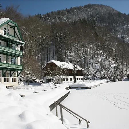 Hotel & Fuerberg Sankt Gilgen