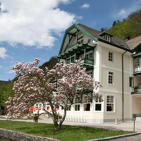 & Fuerberg Hotel