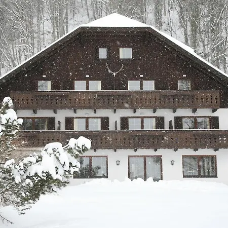 Hotel & Fuerberg Sankt Gilgen